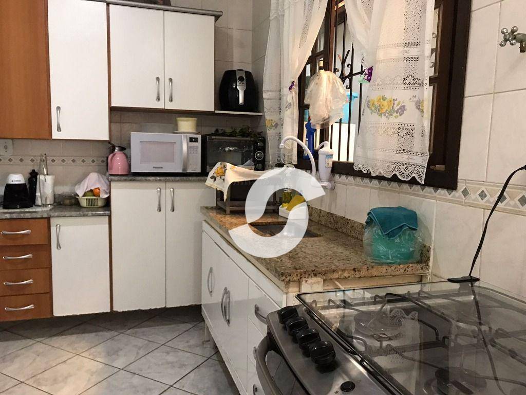  - Casa com 3 dormitórios à venda, 140 m² por R$ 850.000,00 - Piratininga - Niterói/RJ