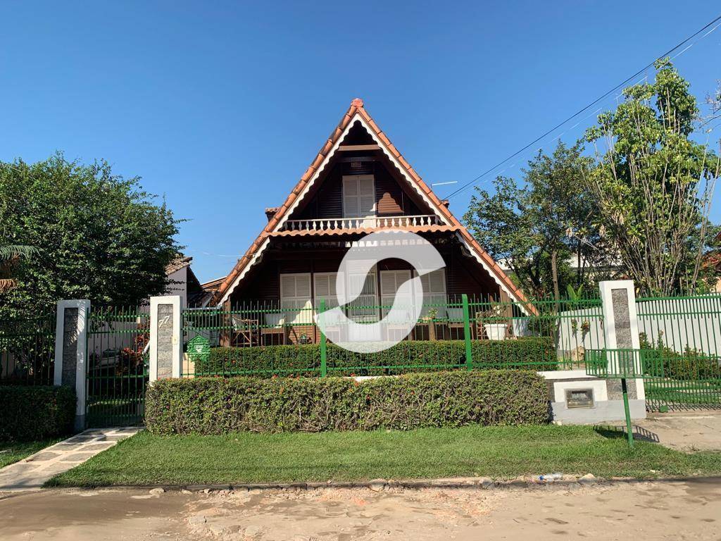 Casa à venda com 3 quartos, 136m² - Itaipu,Niterói