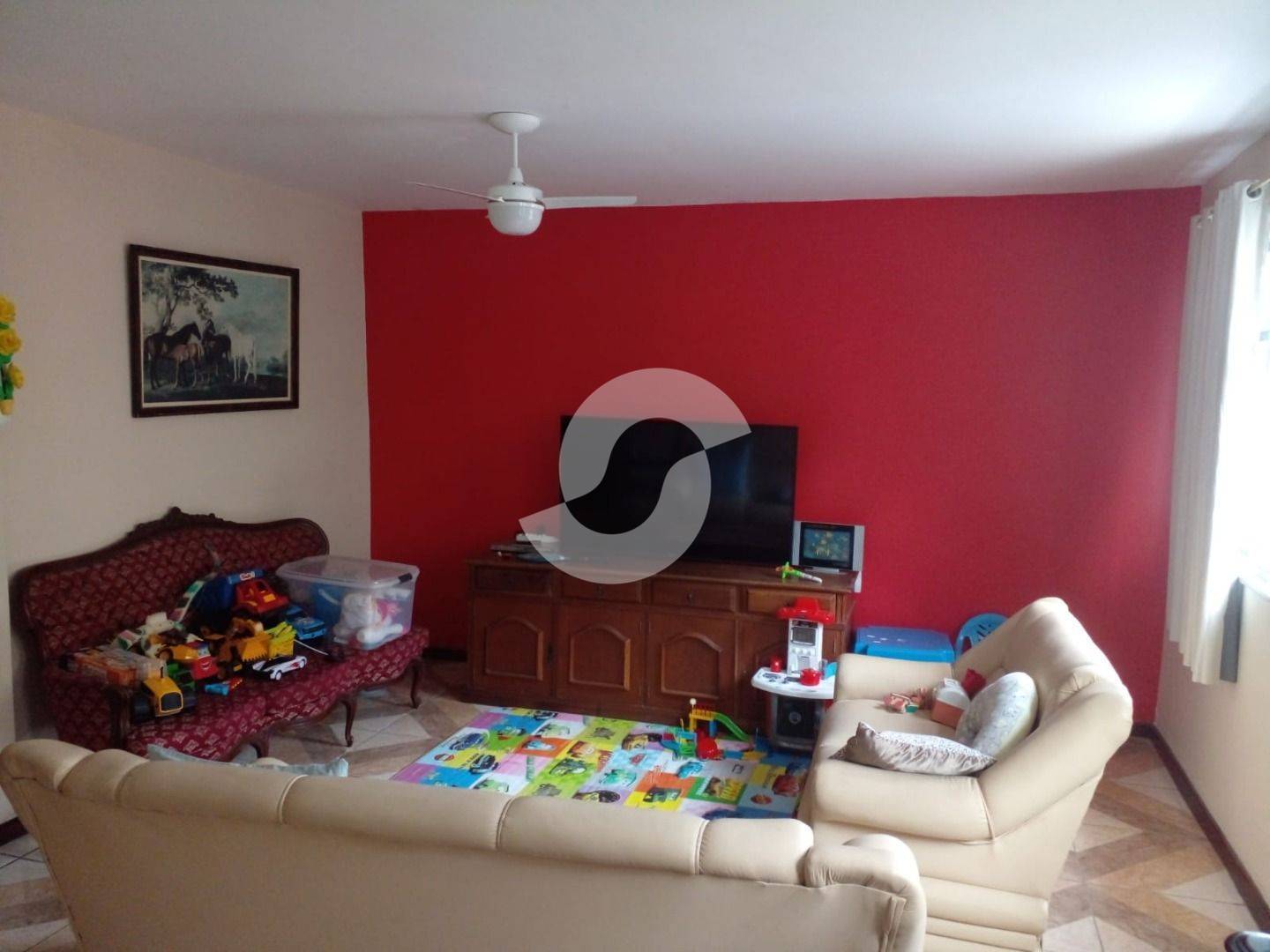 Casa à venda com 4 quartos, 200m² - São Domingos,Niterói