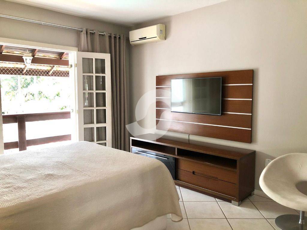  - Casa à venda, 209 m² por R$ 1.900.000,00 - Itaipu - Niterói/RJ