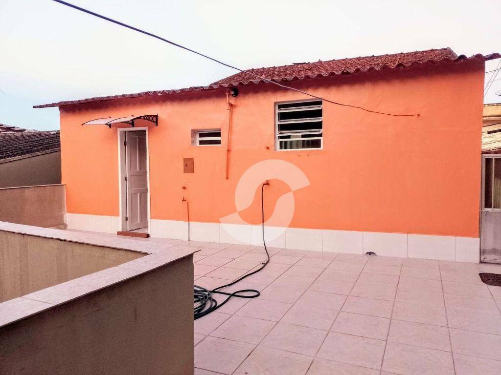 Casa à venda com 2 quartos, 276m² - Fonseca,Niterói