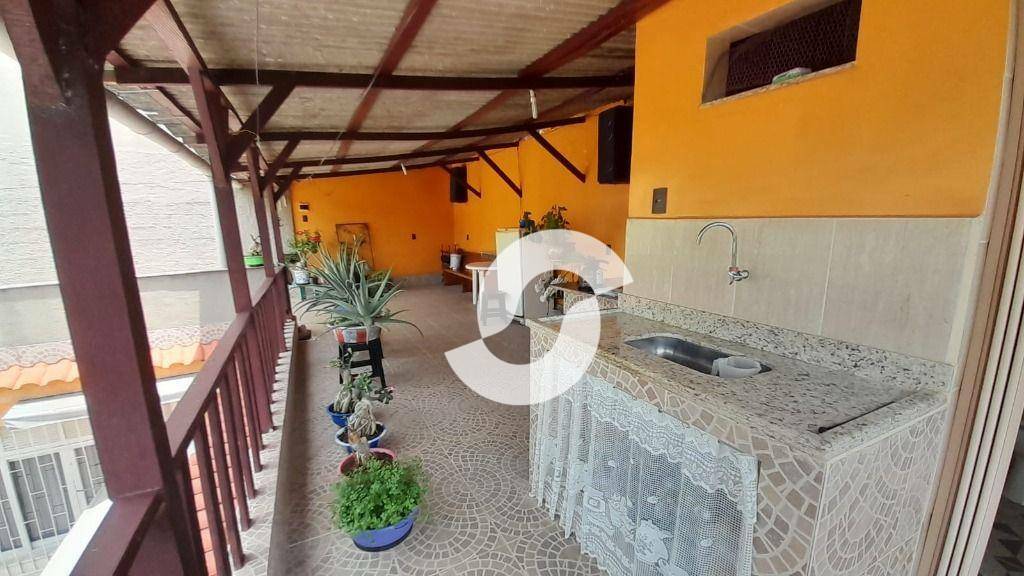 Casa à venda com 2 quartos, 276m² - Fonseca,Niterói