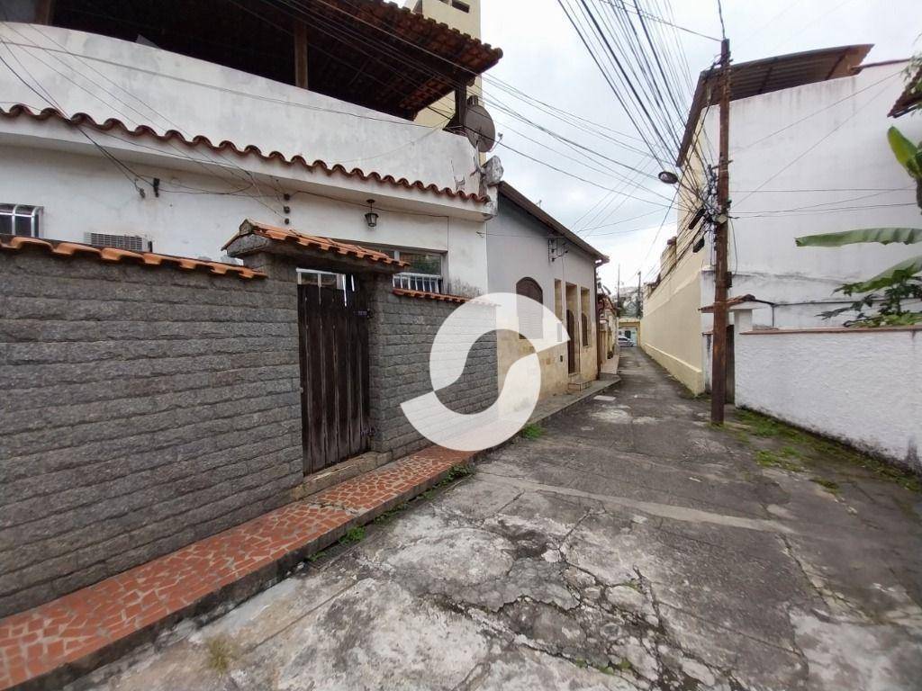 Casa à venda com 4 quartos, 202m² - São Domingos,Niterói