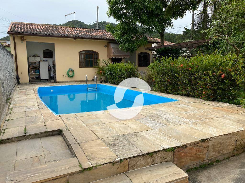 Casa à venda com 4 quartos, 180m² - Maravista,Niterói