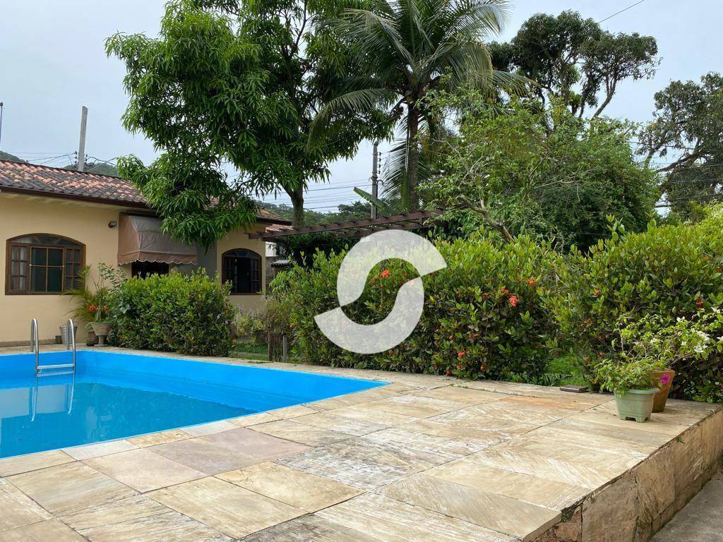Casa à venda com 4 quartos, 180m² - Maravista,Niterói