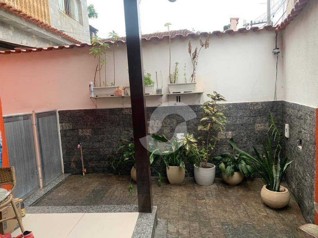 Casa à venda com 3 quartos, 200m² - Barreto,Niterói