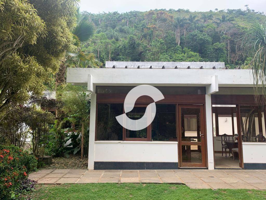 Casa à venda com 4 quartos, 658m² - Itacoatiara,Niterói