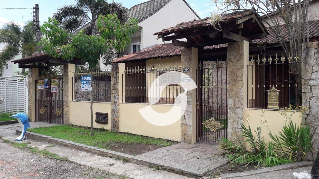 Casa à venda com 3 quartos, 360m² - Itaipu,Niterói