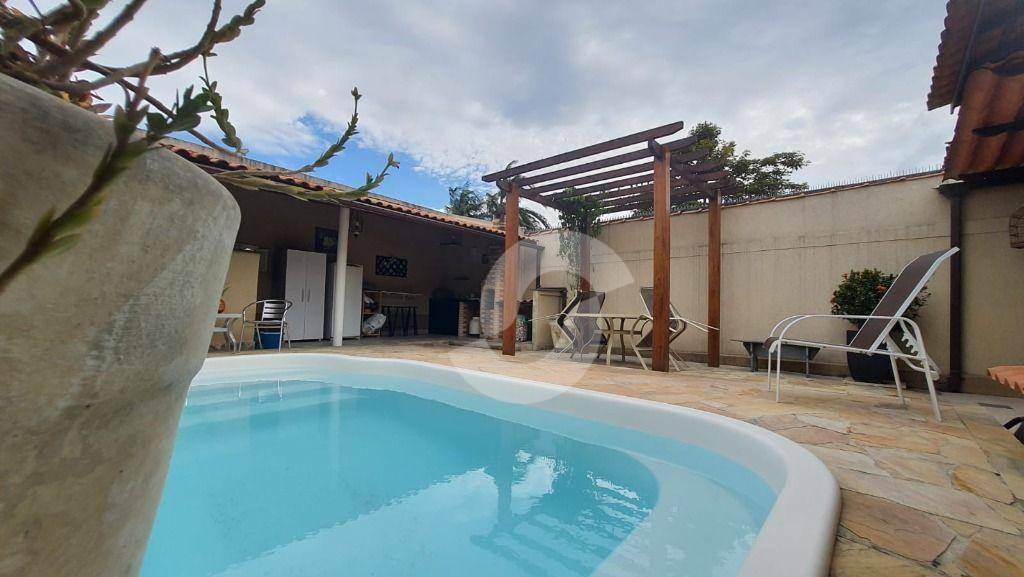  - Casa com 2 dormitórios à venda, 89 m² por R$ 730.000,00 - Serra Grande - Niterói/RJ