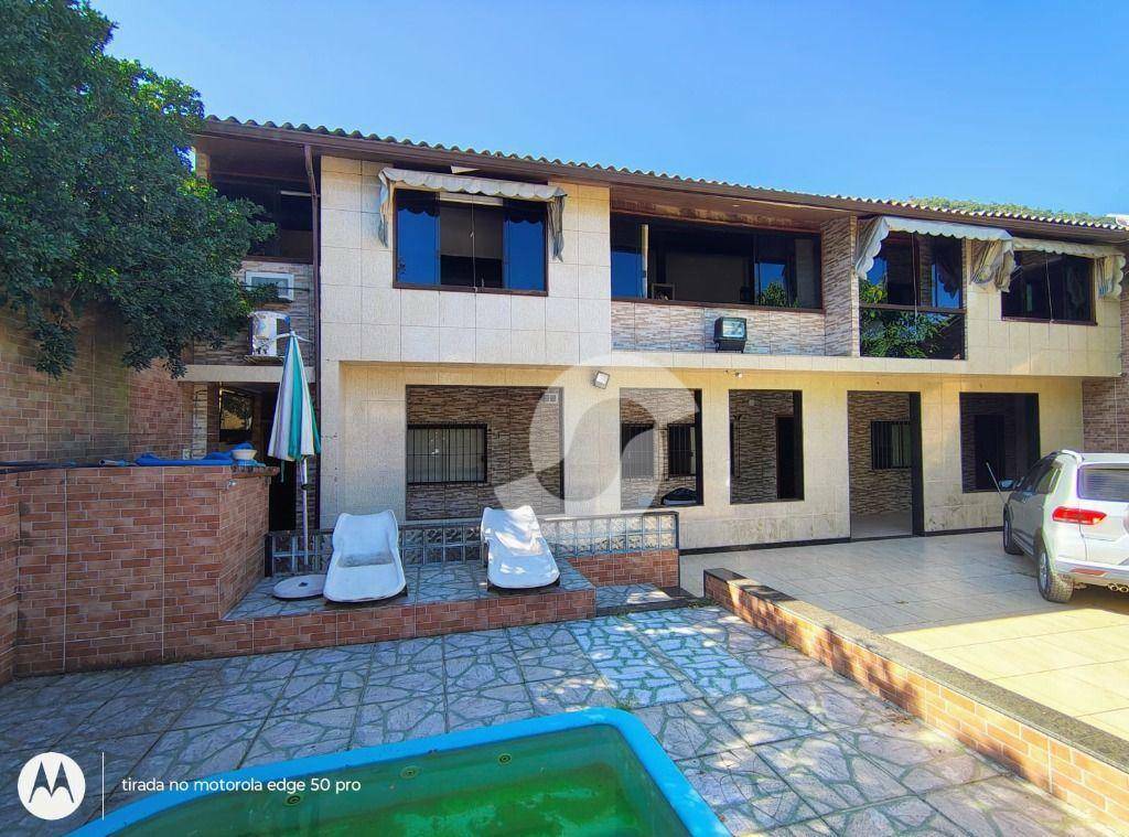 Casa à venda com 6 quartos, 290m² - Itaipu,Niterói