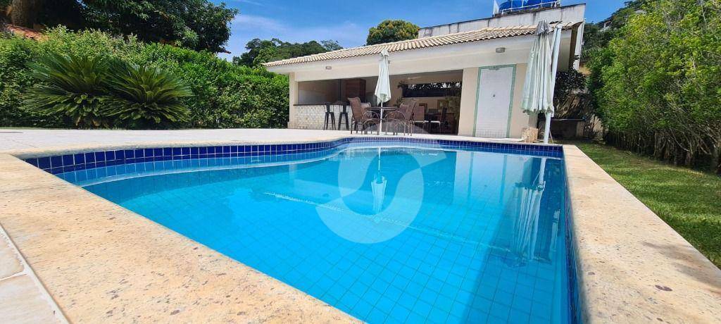 Casa à venda com 4 quartos, 310m² - Itaipu,Niterói