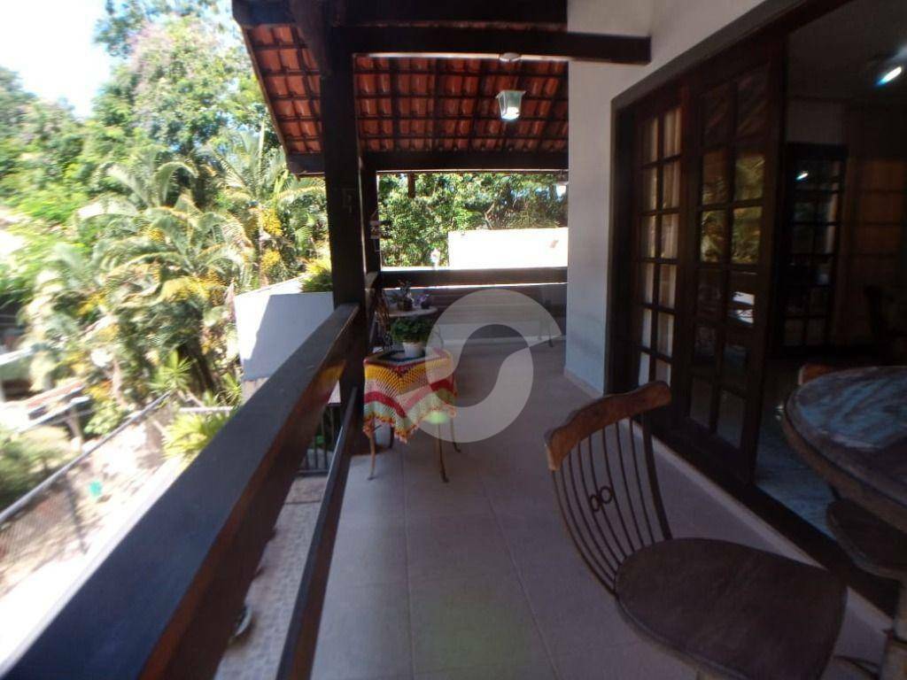  - Casa com 4 dormitórios à venda, Uba 2, pronta para morar. 318 m² por R$ 1.400.000 - Itaipu - Niterói/RJ