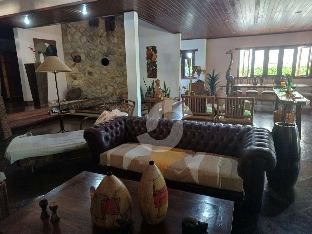  - Casa com 3 dormitórios à venda, 386 m² por R$ 1.500.000,00 - Badu - Niterói/RJ