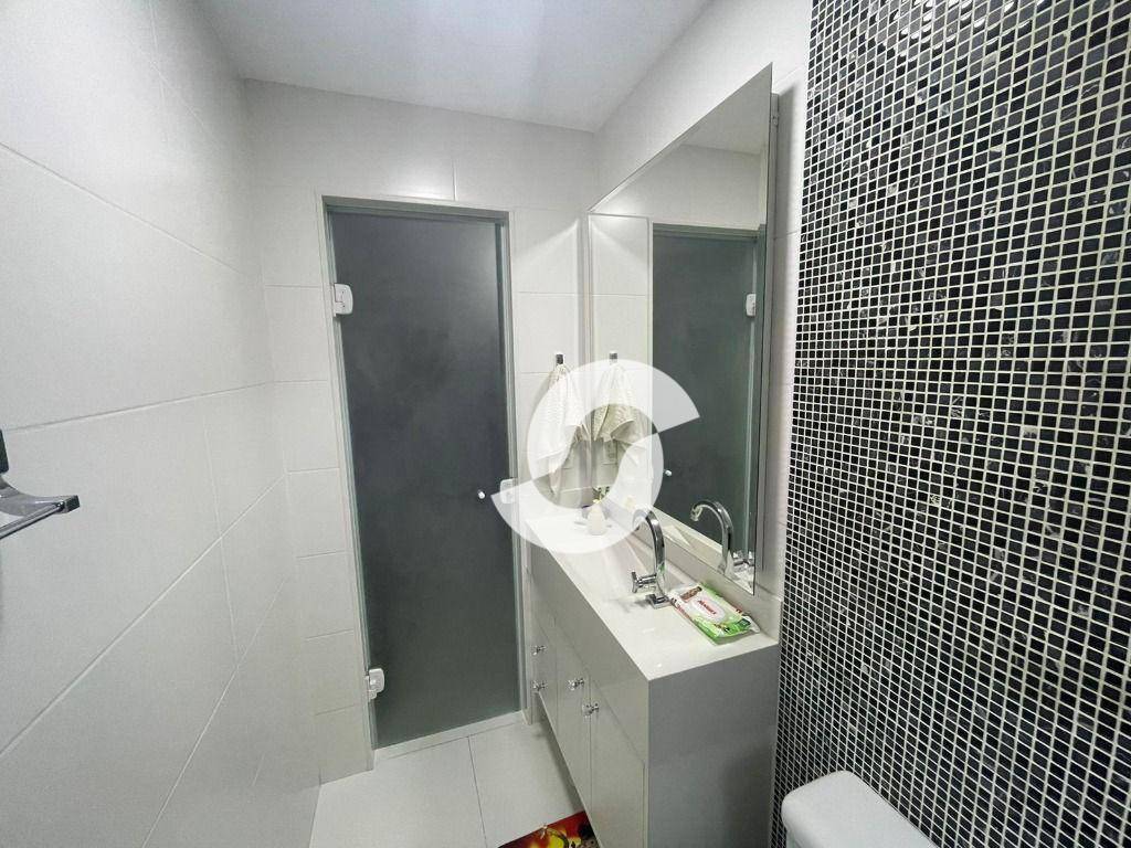  - Casa com 3 dormitórios à venda, 225 m² por R$ 1.350.000,00 - Piratininga - Niterói/RJ