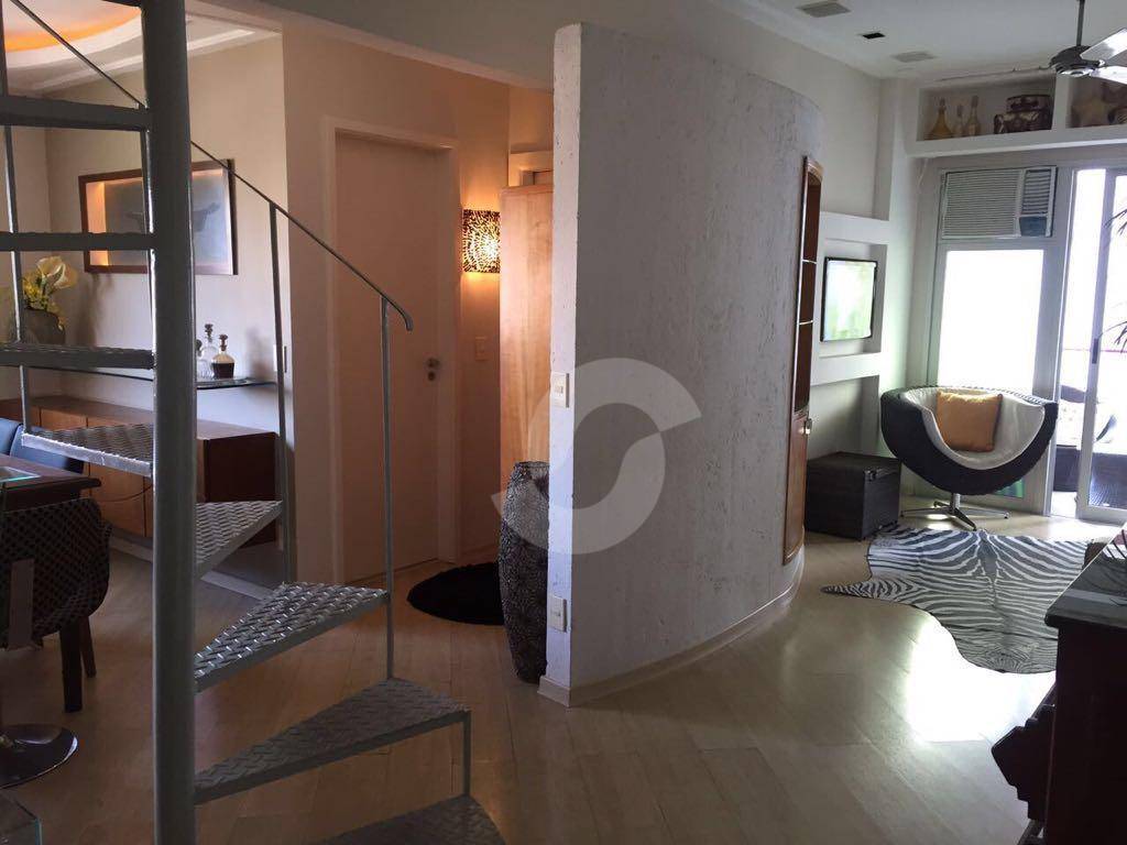 Cobertura à venda com 3 quartos, 152m² - Ingá,Niterói