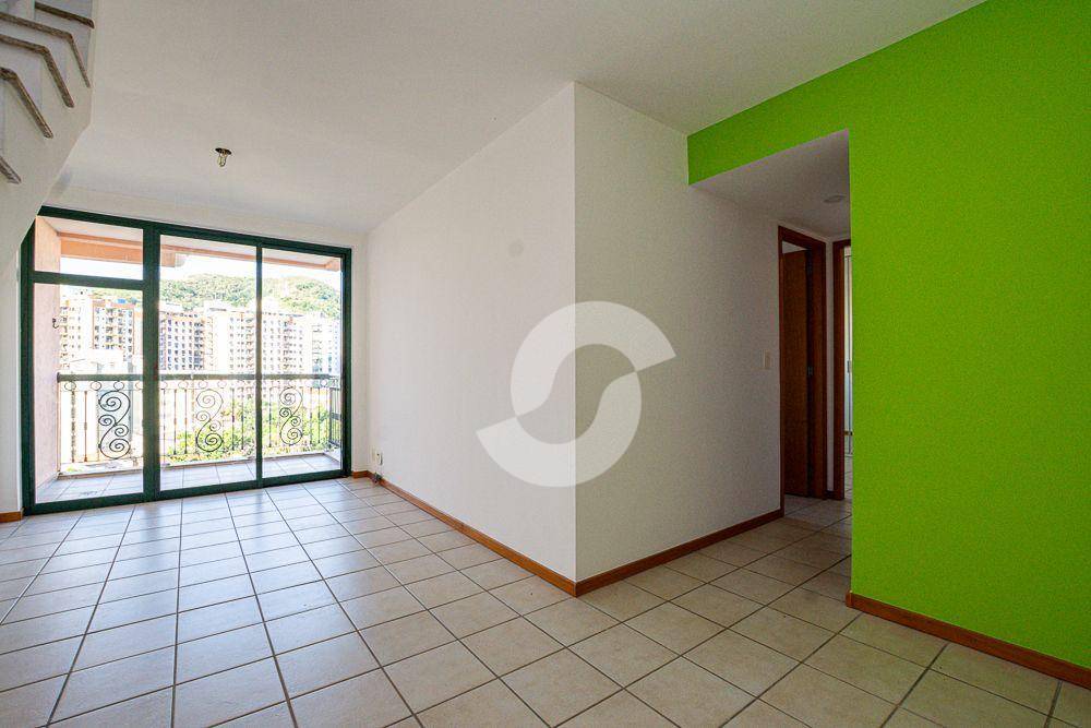 Cobertura à venda com 3 quartos, 175m² - Pe Pequeno,Niterói