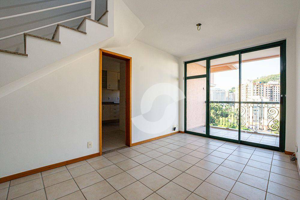 Cobertura à venda com 3 quartos, 175m² - Pe Pequeno,Niterói