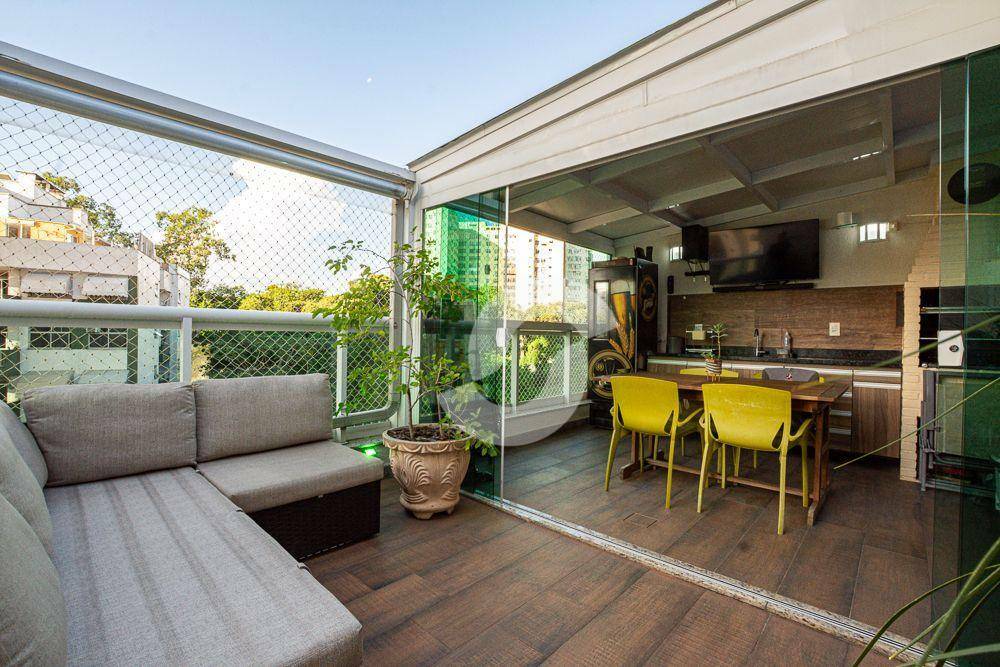 Cobertura à venda com 3 quartos, 168m² - Ingá,Niterói