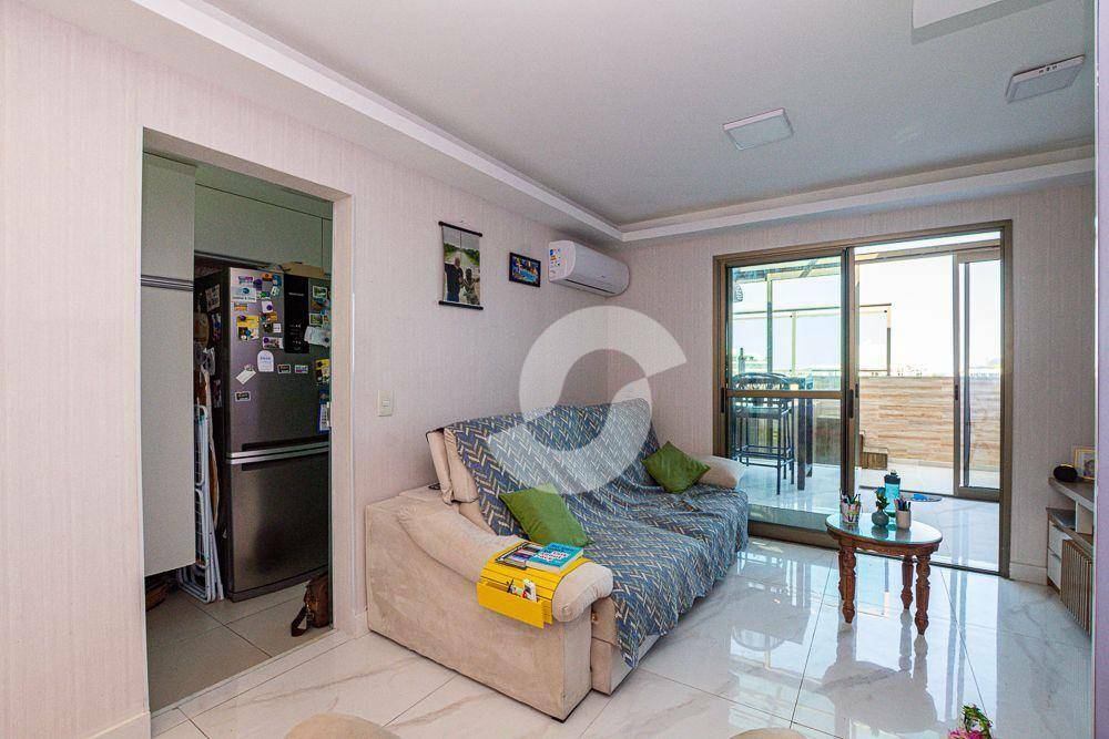 Cobertura à venda com 2 quartos, 87m² - Praia de Piratininga,Niterói