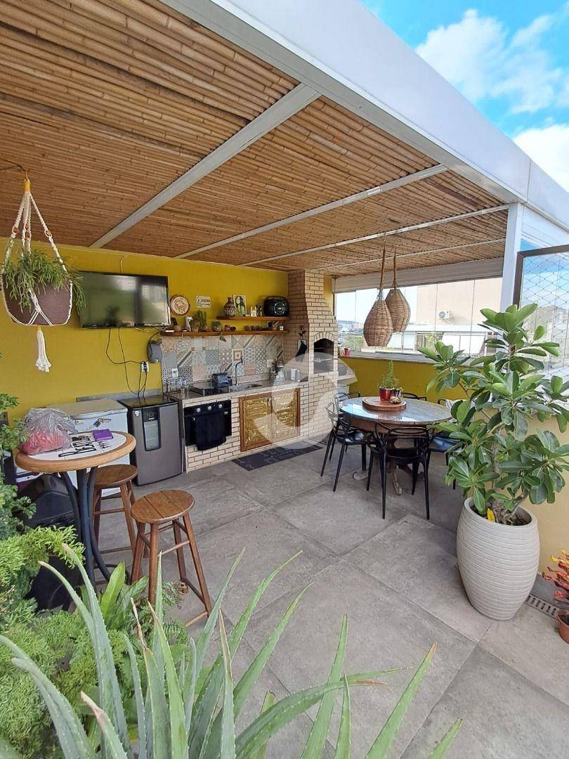 Cobertura à venda com 2 quartos, 127m² - Gragoatá,Niterói