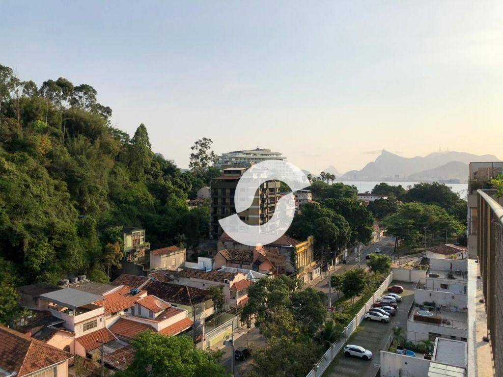 Cobertura à venda com 2 quartos, 127m² - Gragoatá,Niterói