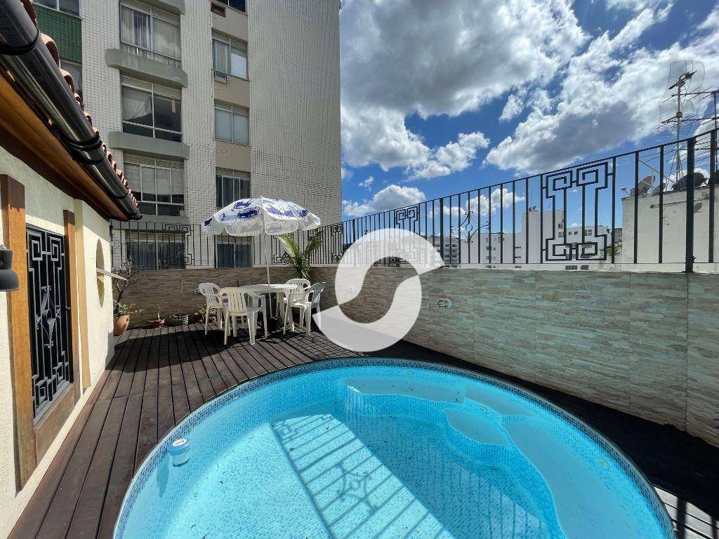 Cobertura à venda com 3 quartos, 257m² - Icaraí,Niterói