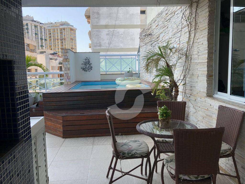 Cobertura à venda com 3 quartos, 200m² - Ingá,Niterói