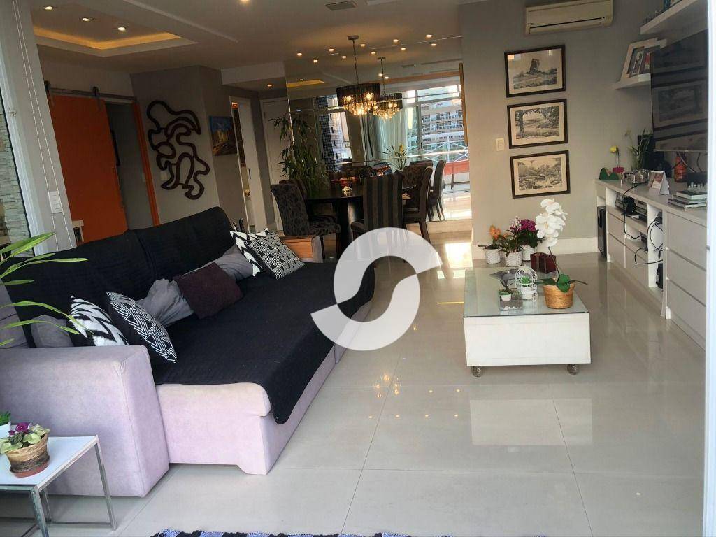 Cobertura à venda com 3 quartos, 200m² - Ingá,Niterói