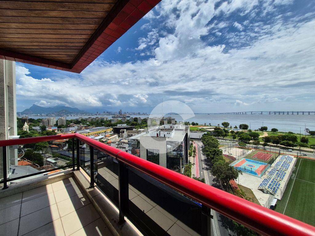 Cobertura à venda com 3 quartos, 200m² - São Domingos,Niterói