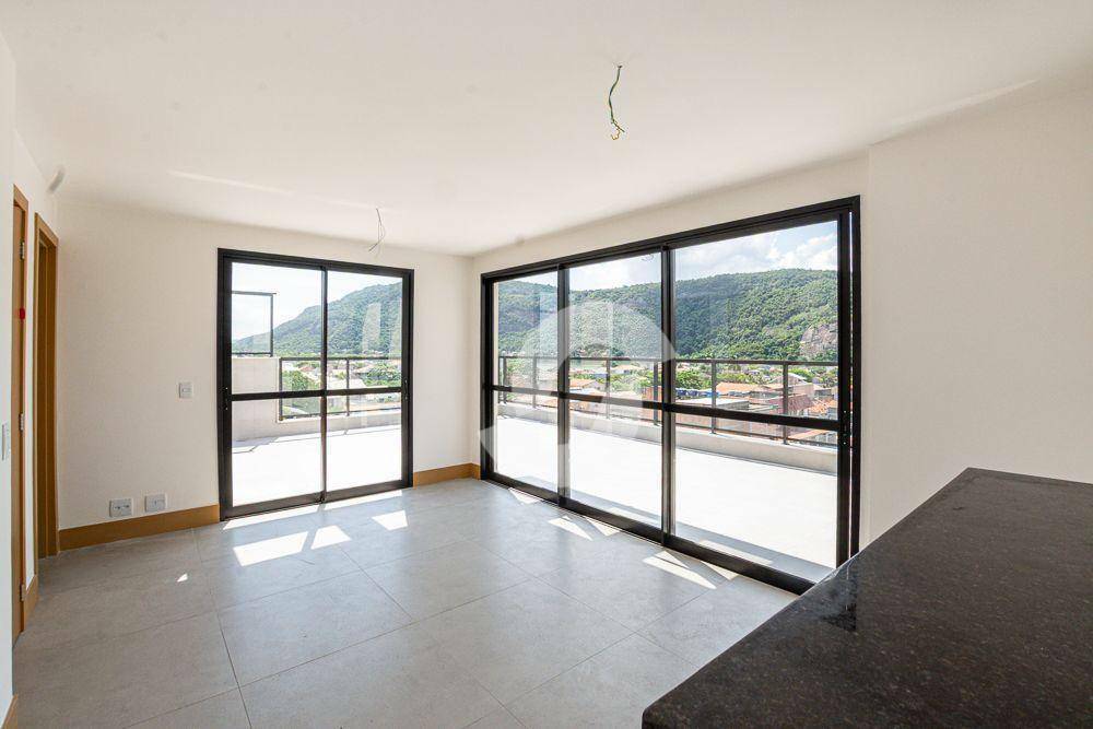 Cobertura à venda com 2 quartos, 146m² - Praia de Piratininga,Niterói