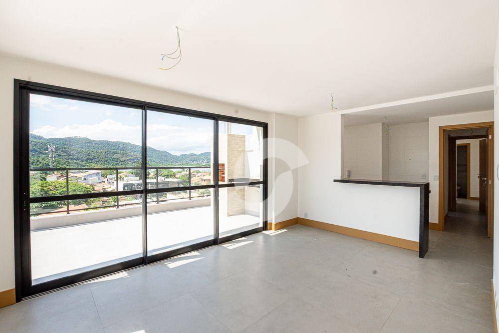 Cobertura à venda com 2 quartos, 146m² - Praia de Piratininga,Niterói