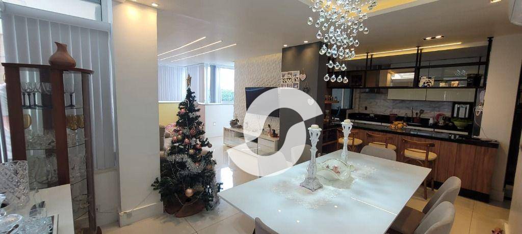 Cobertura à venda com 4 quartos, 195m² - Badu,Niterói
