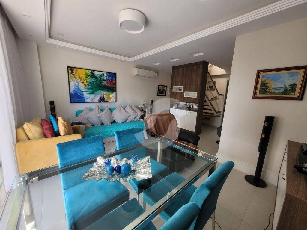 Cobertura à venda com 2 quartos, 237m² - Ingá,Niterói