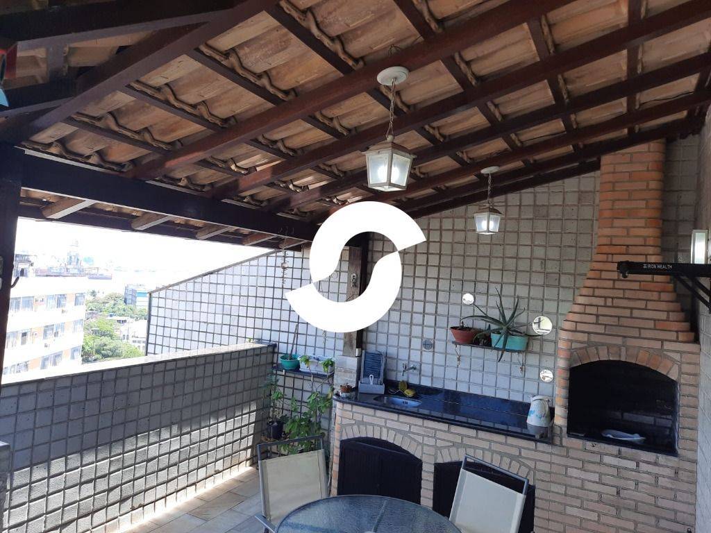 Cobertura à venda com 3 quartos, 238m² - São Domingos,Niterói