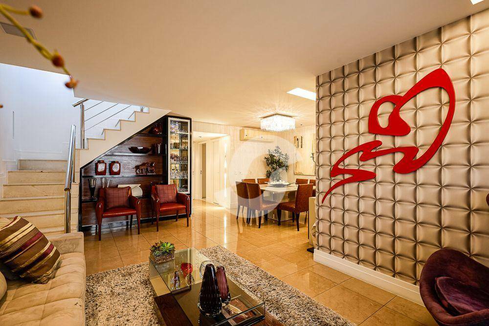 Cobertura à venda com 4 quartos, 300m² - Icaraí,Niterói