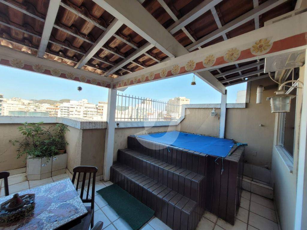 Cobertura à venda com 2 quartos, 165m² - Icaraí,Niterói