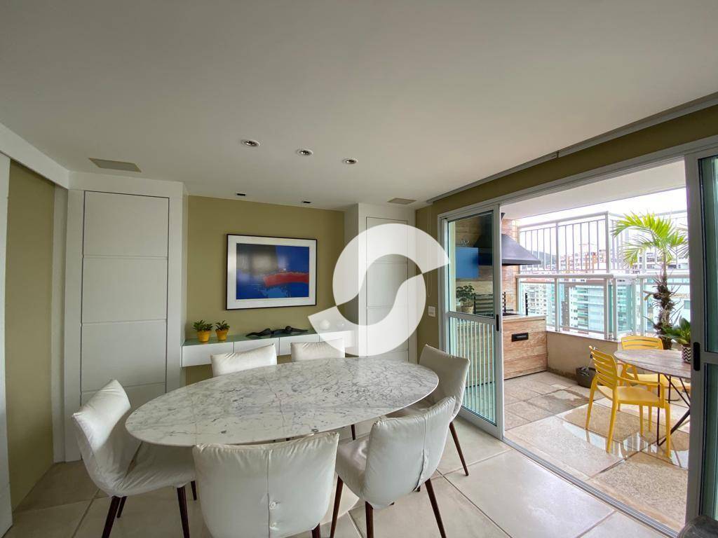 Cobertura à venda com 3 quartos, 196m² - Icaraí,Niterói