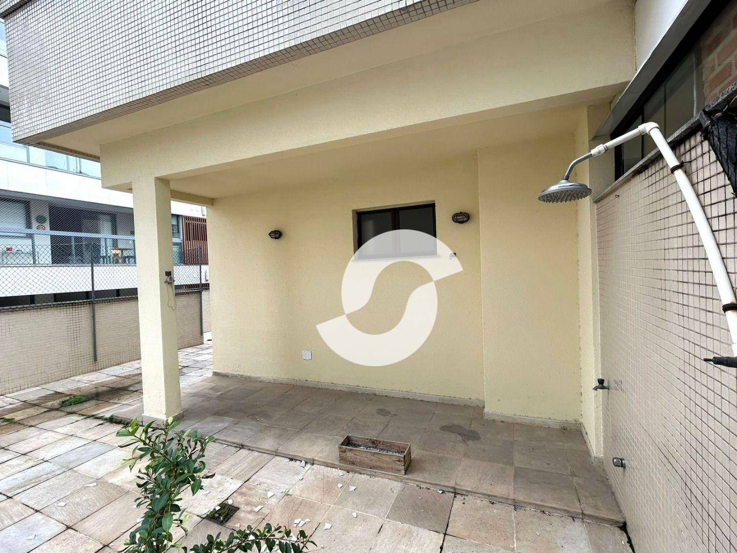 Cobertura à venda com 3 quartos, 215m² - Jardim Icaraí,Niterói