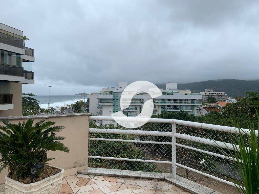 Cobertura à venda com 2 quartos, 148m² - Piratininga,Niterói
