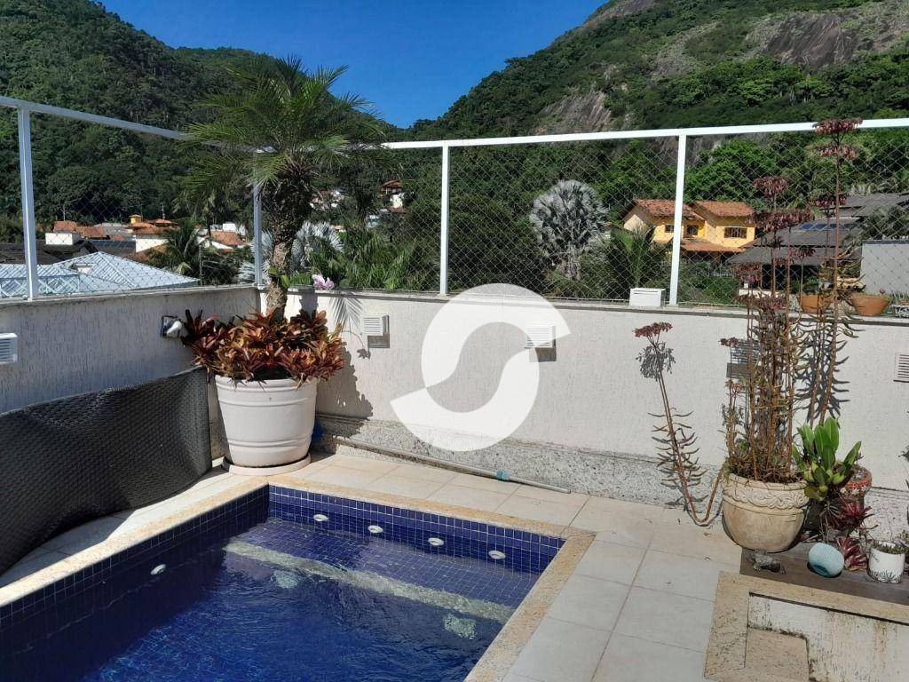 Cobertura à venda com 3 quartos, 215m² - Itacoatiara,Niterói