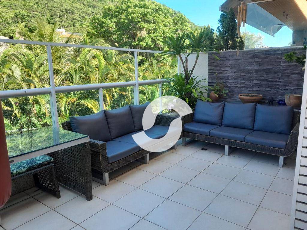 Cobertura à venda com 3 quartos, 215m² - Itacoatiara,Niterói