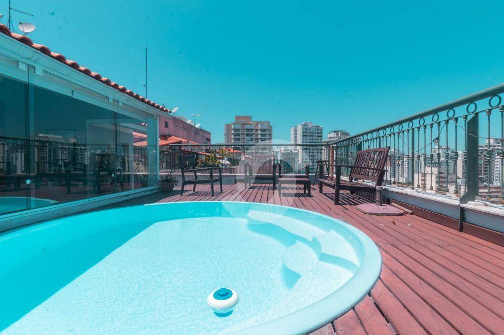 Cobertura à venda com 5 quartos, 220m² - Pe Pequeno,Niterói