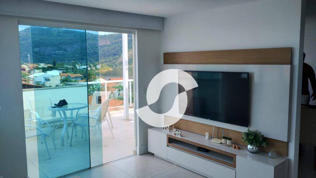 Cobertura à venda com 2 quartos, 130m² - Piratininga,Niterói