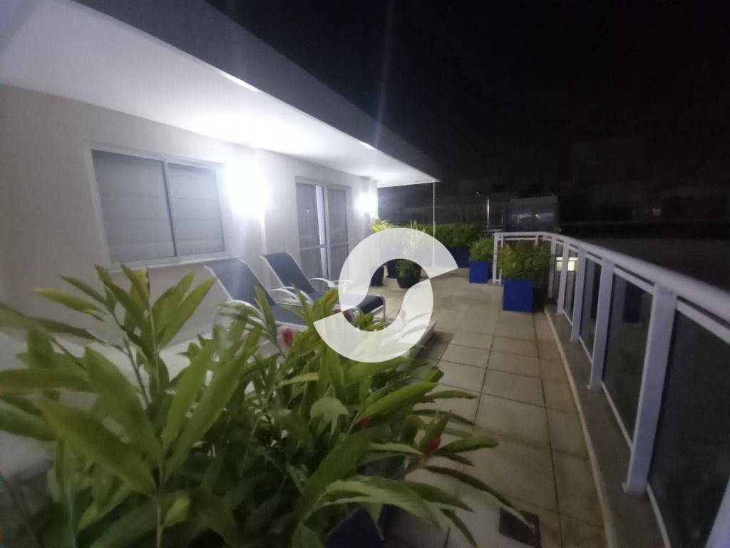 Cobertura à venda com 4 quartos, 263m² - Camboinhas,Niterói