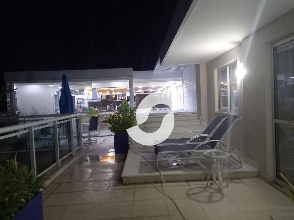 Cobertura à venda com 4 quartos, 263m² - Camboinhas,Niterói