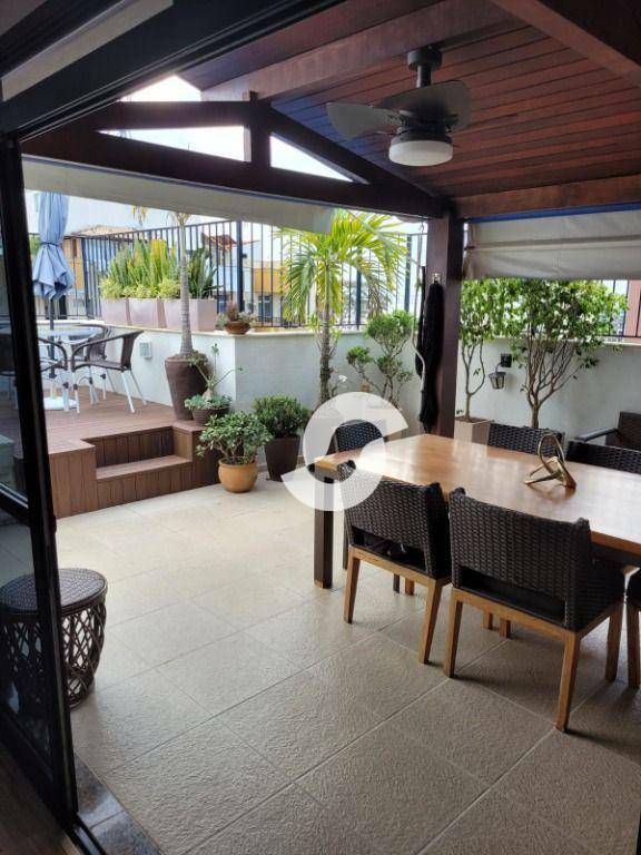 Cobertura à venda com 4 quartos, 220m² - Ingá,Niterói
