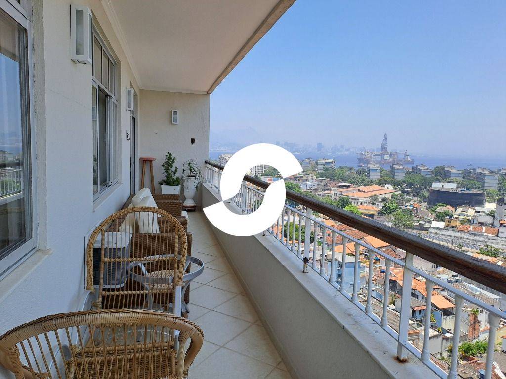 Cobertura à venda com 2 quartos, 140m² - São Domingos,Niterói