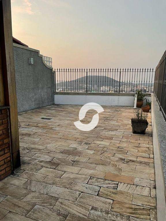 Cobertura à venda com 2 quartos, 160m² - Ingá,Niterói