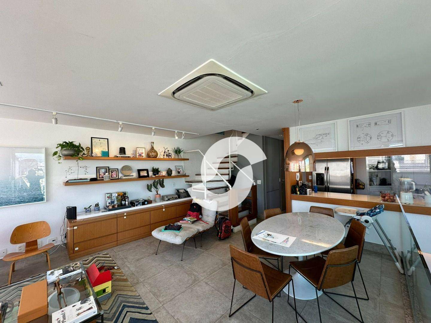 Cobertura à venda com 3 quartos, 240m² - Ingá,Niterói