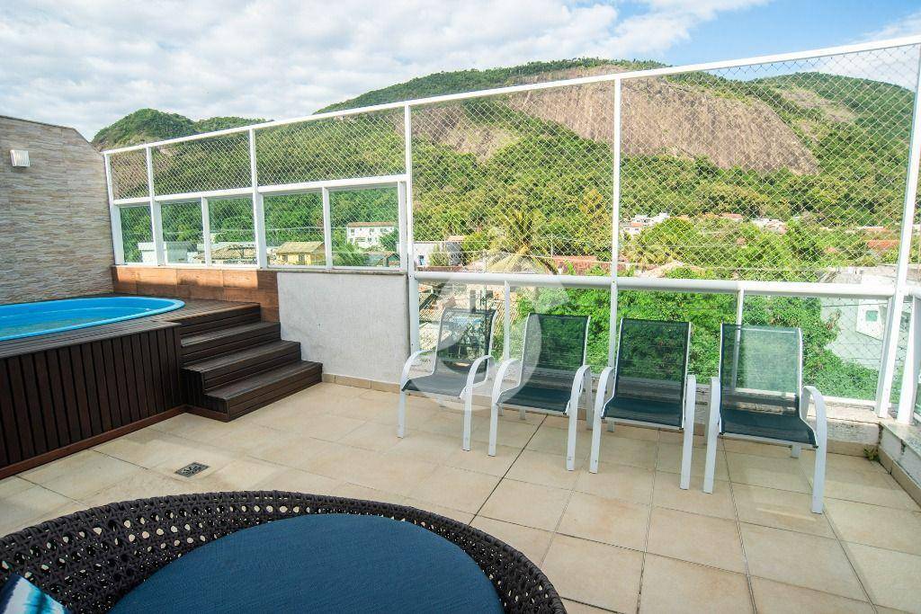 Cobertura à venda com 3 quartos, 198m² - Itacoatiara,Niterói